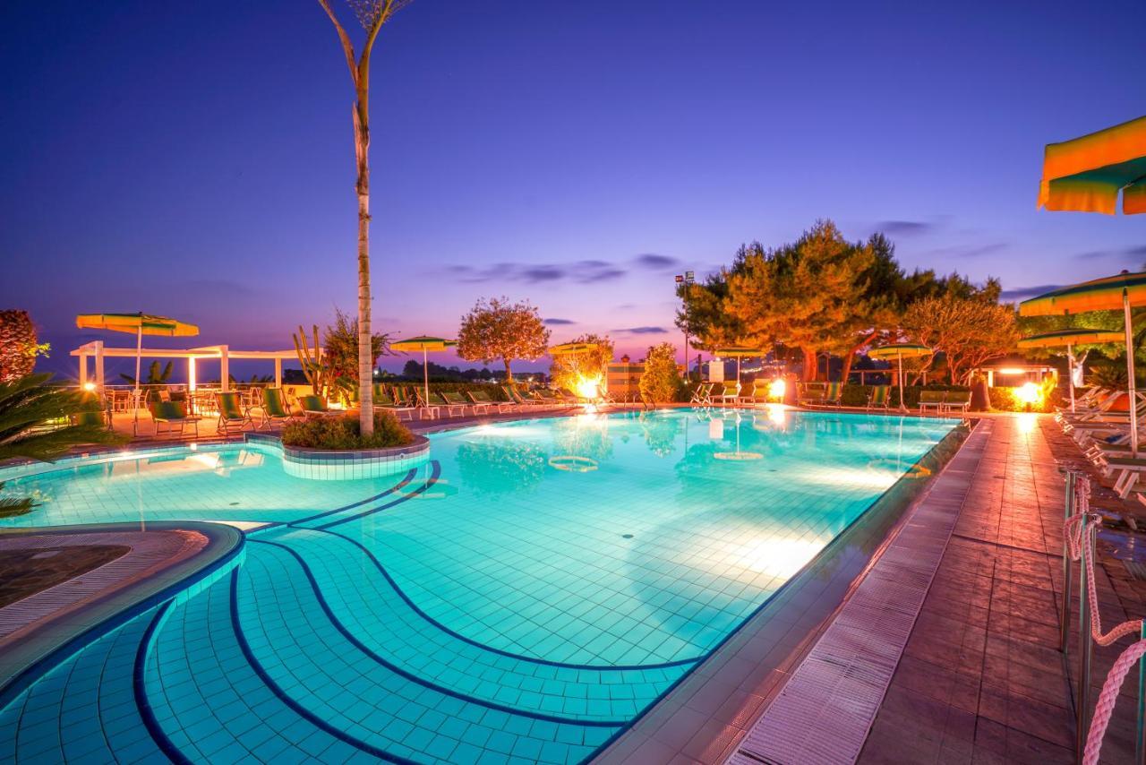 Hotel Residence Sciaron Capo Vaticano Exterior photo